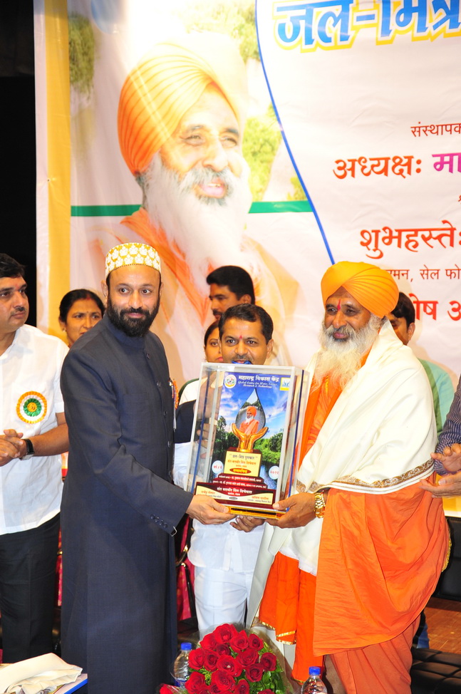 Awarding Sant Sri Balbirsingh Seechewal Ji for his excellent effors for Water